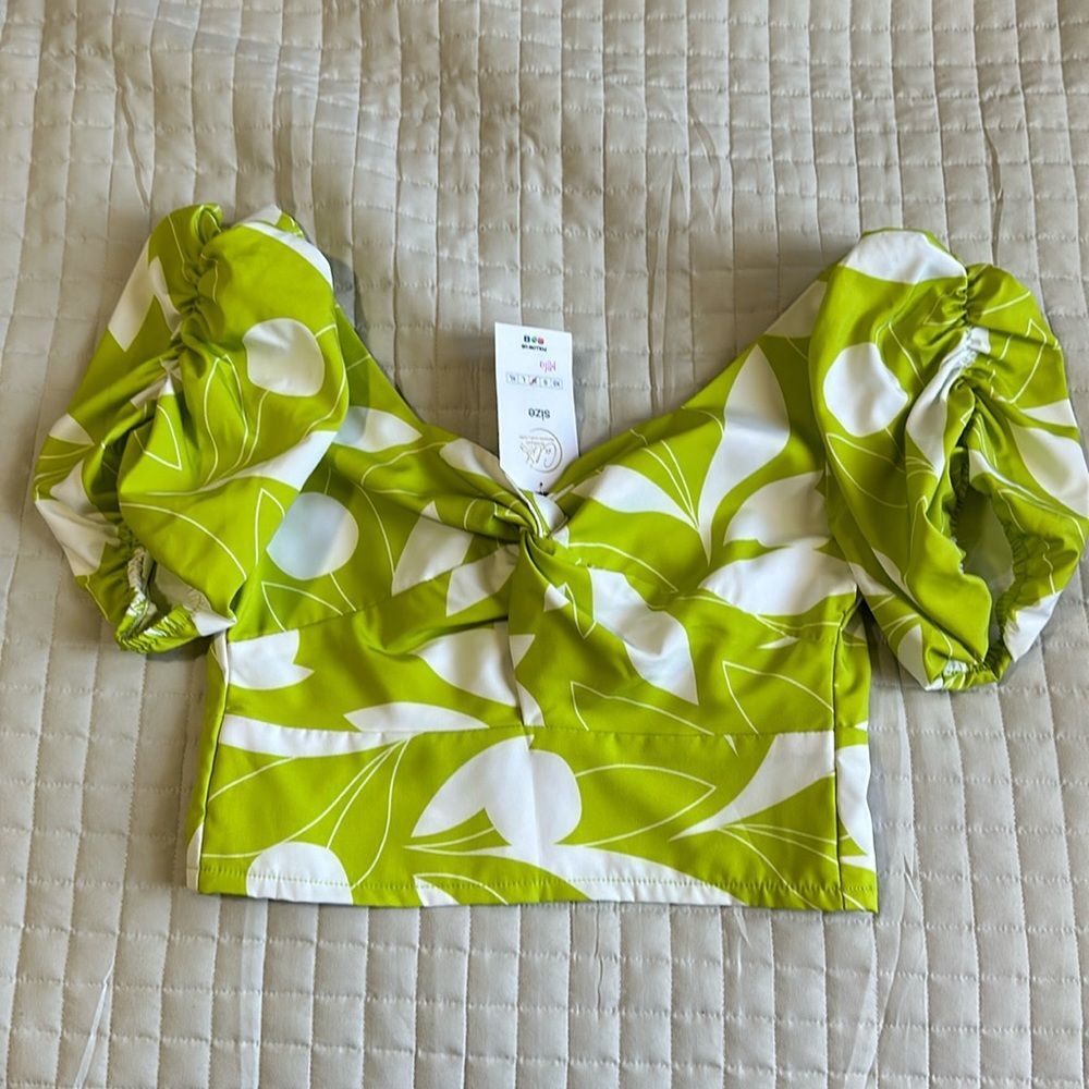 NEW - Twist Knot Floral Print Sweetheart Neckline Puff Sleeve Crop Top Sz M